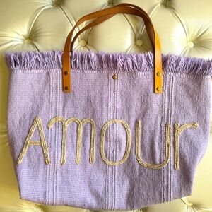 “Amour” Tote Bag
Made in Italy